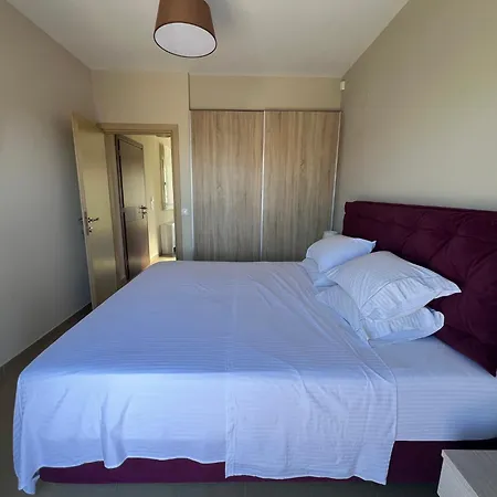 Apartahotel Kamares Luxury 4*