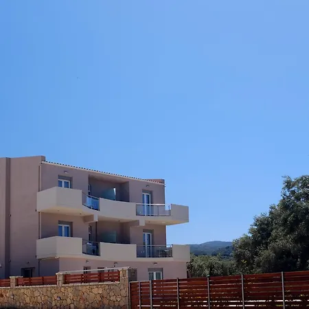 Apart-hotel Kamares Luxury