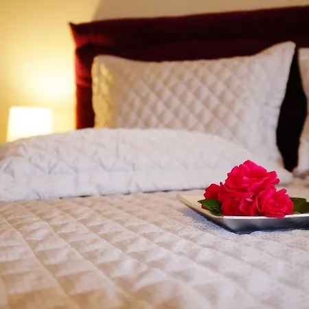 Apart-hotel Kamares Luxury 4*