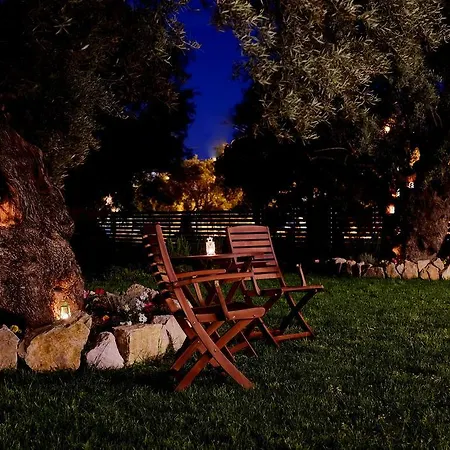 Apart-hotel Kamares Luxury 4*