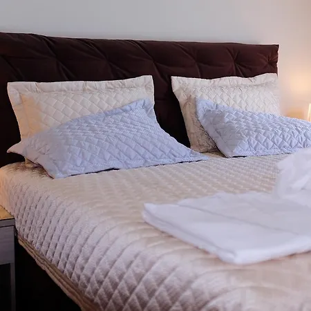 Kamares Luxury Apart-hotel 4*