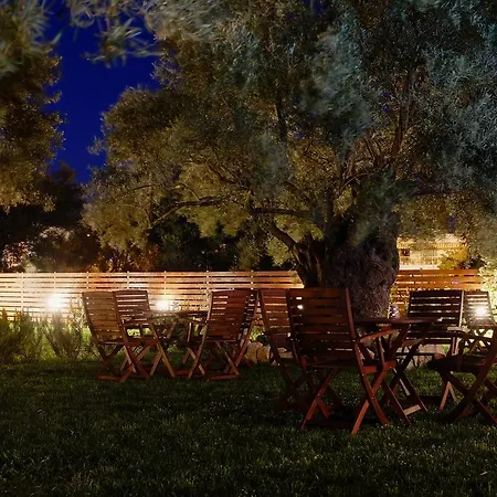 Kamares Luxury Apart-hotel 4*