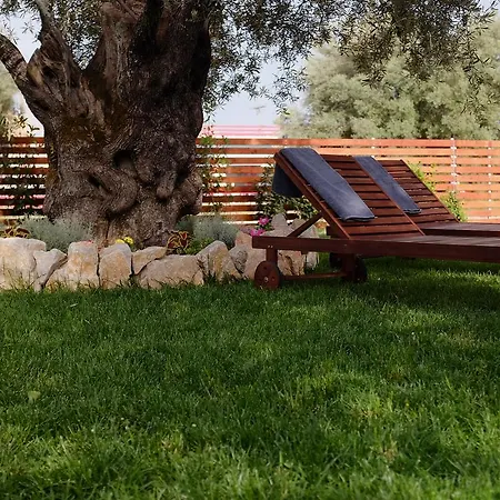 Apart-hotel Kamares Luxury 4*