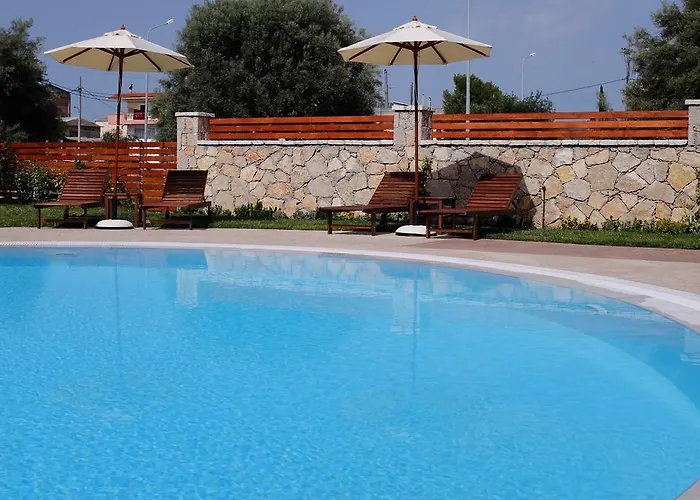 Kamares Luxury Apart-hotel Kalligoni