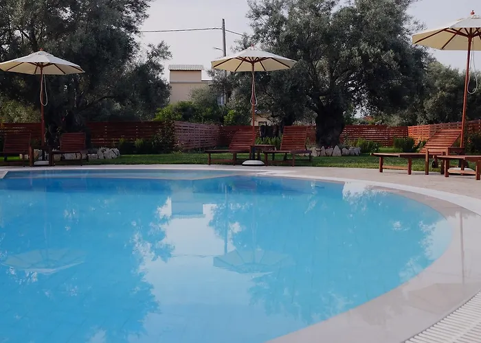 Kamares Luxury Apart-hotel Kalligoni